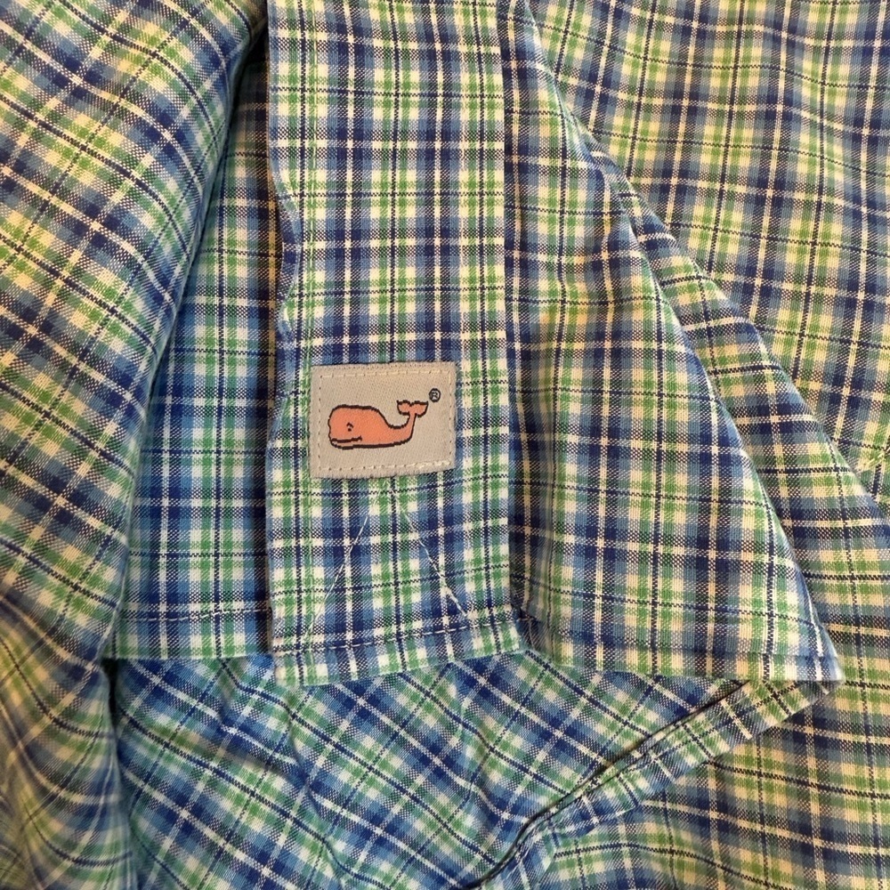 Vineyard Vines Murray Shirt green and blue plaid size medium excellent condition - Picture 7 of 8